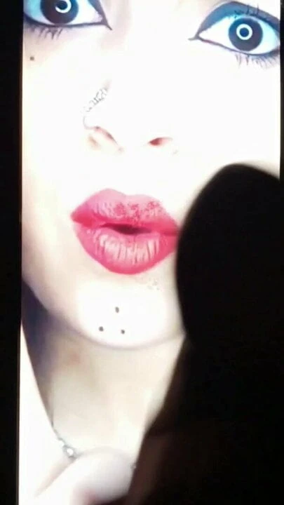 Insta Babe Cum Blast