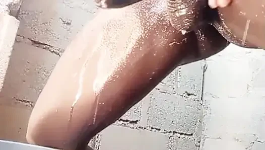 Şimdiye kadarki en ateşli yarak masajı