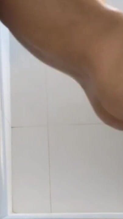 Must-see moment from "TAKING A BATH AND I ARRIVED"