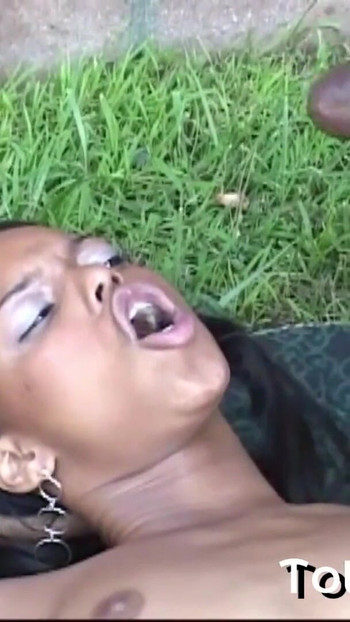 Must-share moment from "Gotta LUV the way she takes cum to the face"
