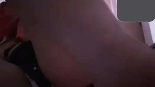 Meri bhabhi apna boobs or chut dikha rahi h