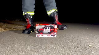 Firefighter crush Toy Fire Truck