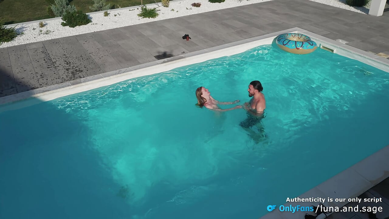 Wet Summer Pool Sex turns into a Massive Squirting Mess (POV) Real Amateur Couple