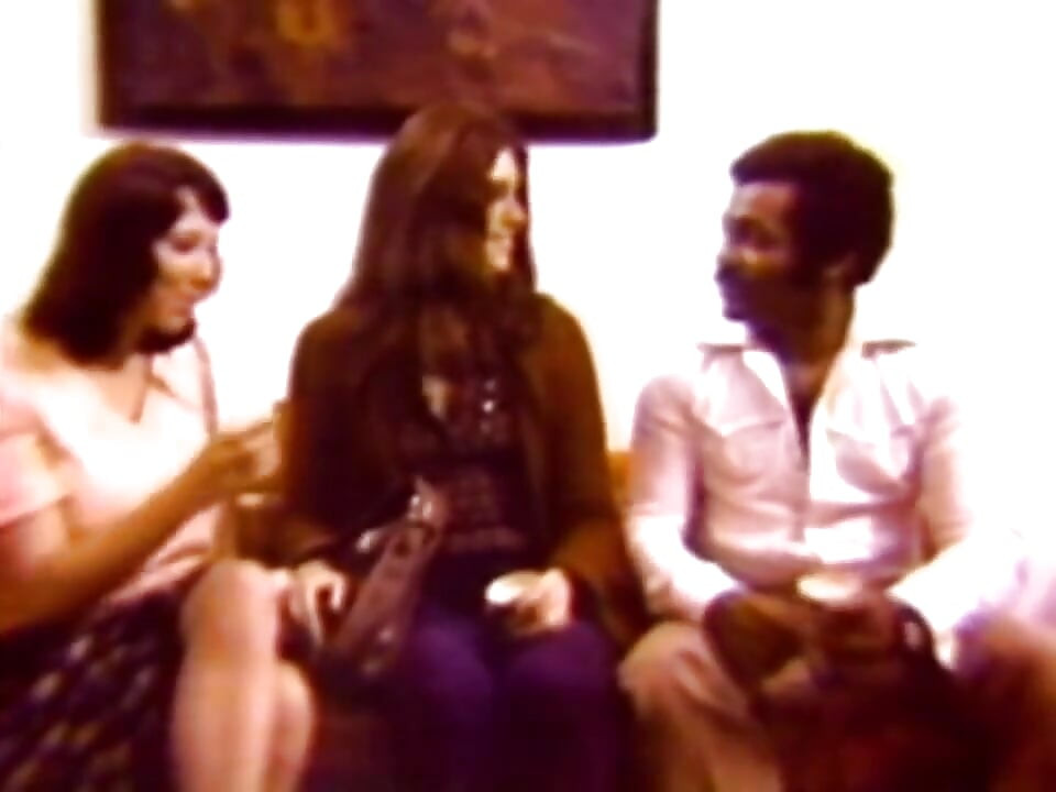 Vintage sex for two sexy sluts