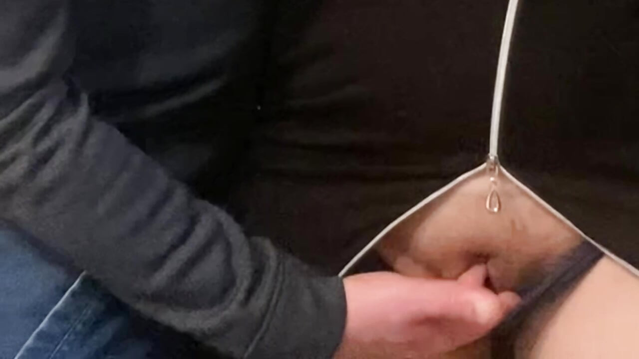 Wow! Dirty Stranger Fingers Rubbing My Pussy in the Subway