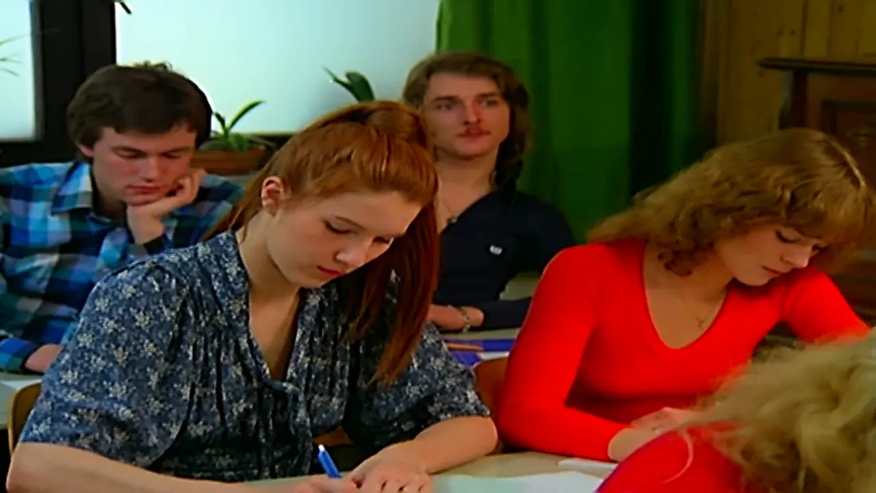 Trường học sừng sỏ làng nhỏ