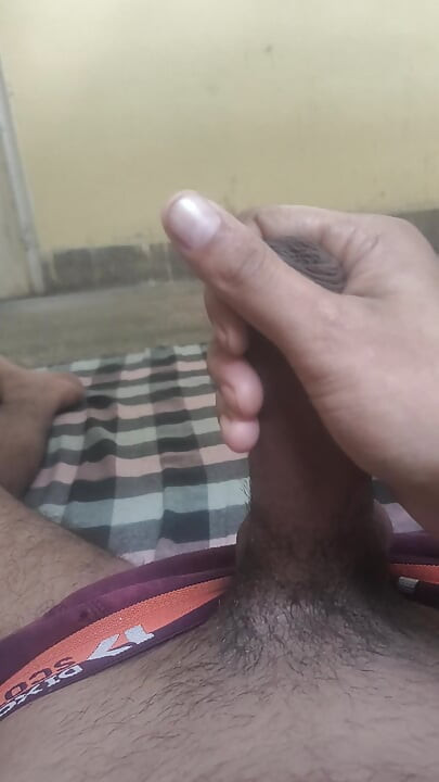 Gf ke yad m lund ko hilana