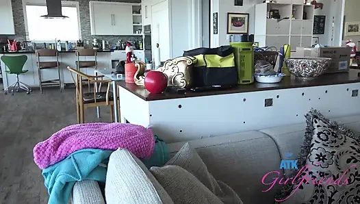 Zoey Wants a Creampie from Daddy's Dick