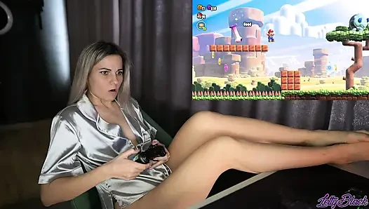 Gamer Girl Gets Sweet Orgasm During The Stream