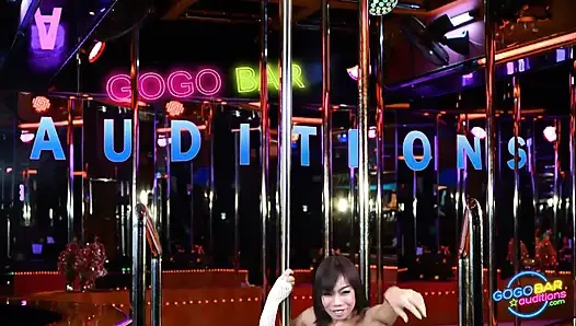 Alluring Asian Beauty Receives A Pleasurable Cum