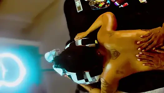 Süd merican goon Zimmer - LIL JOCKEY 4FT FREAKIGER HINTERn