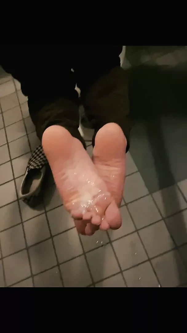 boy feet cum