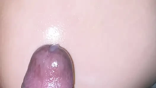 Teen snowbunny nimmt bbc von hinten, während sie geölt wird