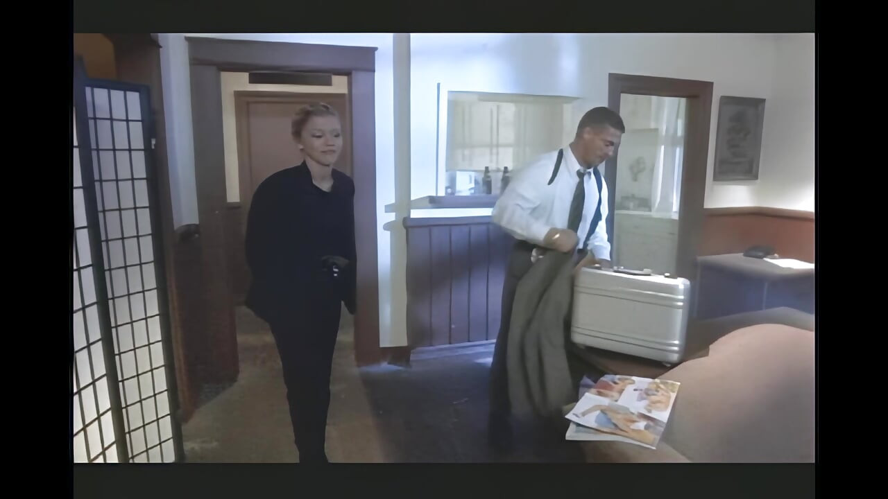 ハード・コック、ホット・ベイブと出会う