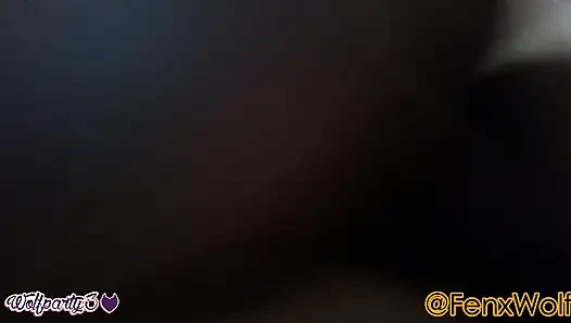 Şeker bebek kullanılıyor ve döl yutuyor