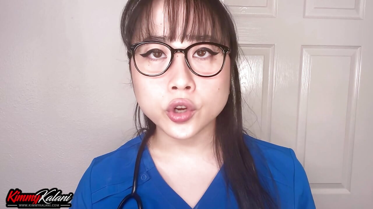 Asistenta se așază pe fața ta ASMR infidelitate