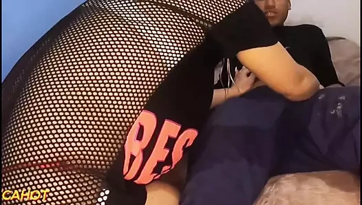 IFOOD DELIVERY MAN UDAH NGGAK KUAT DAN MUNCRAT DI DALAM MEMEK TANTE RAMBUT PIRANG