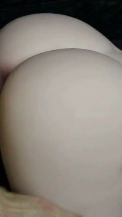 Fucked an elastic bitch doggy style in a sweet hole and slammed his sword deep | Clip 2
