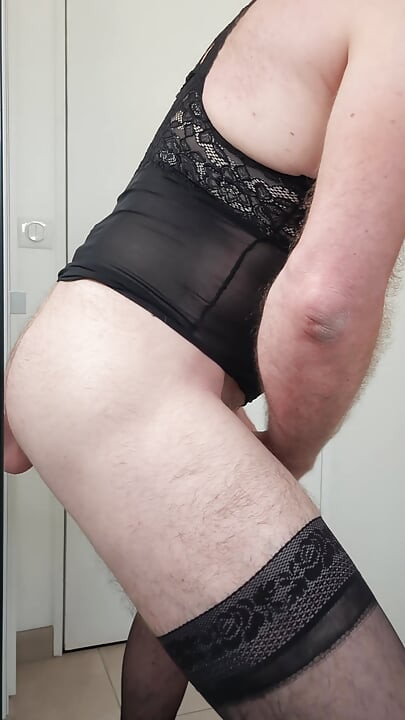 Crossdresser wankin and cum