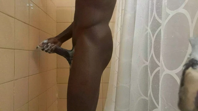 My second solo IN MY FRIEND SHOWER - ROMEO FIRST