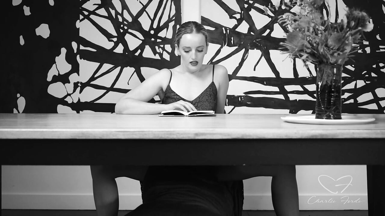 Ode to Hysterical Literature Featuring Charlie Forde, Amber Moore