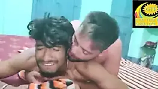 Two indian college studs fuck in a motel