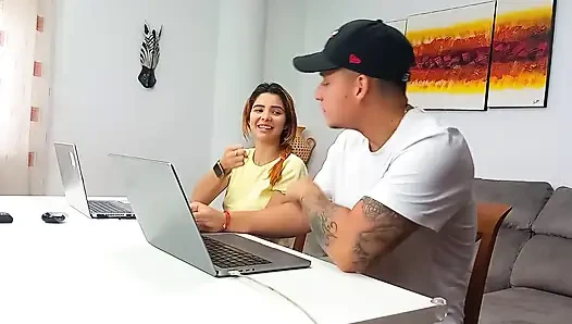 En iyi arkadaşımla seks yapıyorum.