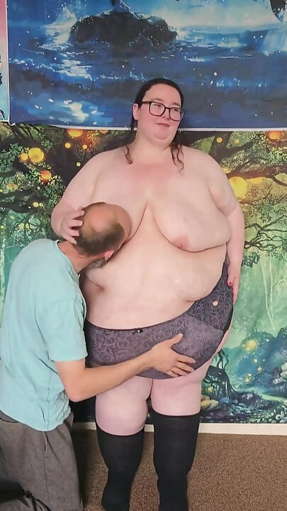 SSBBW Stripped and Kissed Belly Caressed