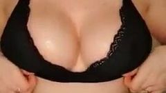 Gorgeous tit drop