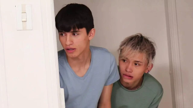 Horny Latino Twink Boy Foursome Fuck Fest - Boyfun