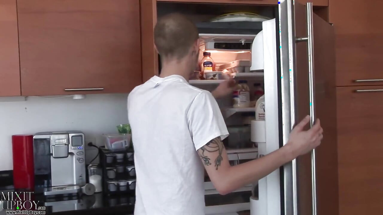 Adam Price i Nyja Davinci - Kurac za doručak