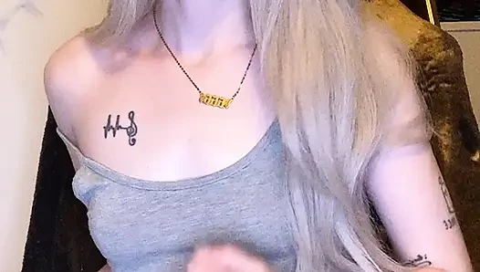 SPOOKYBARBIEGRL GOTH HOMEWRECK JOI - KLEINE TITTEN SIND BESSER