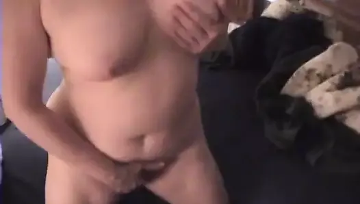 Solo - Filming Mommy as she rubs her puss