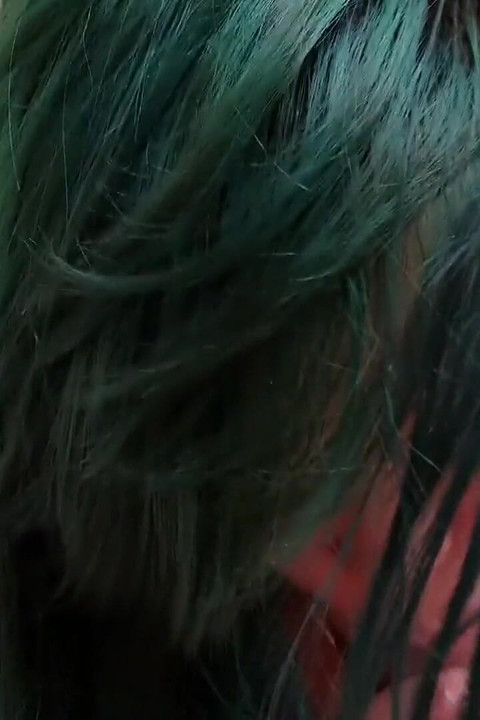 セクシーな19歳ラティーナがいいチンコを吸う