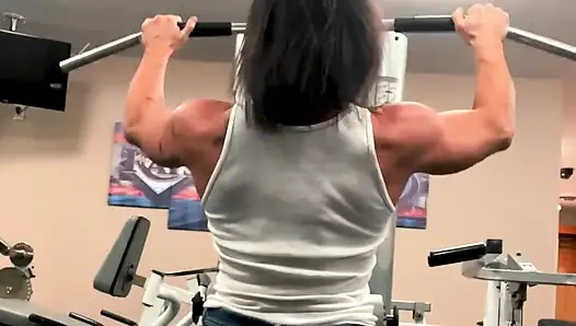 Latihan keras Kandylegs