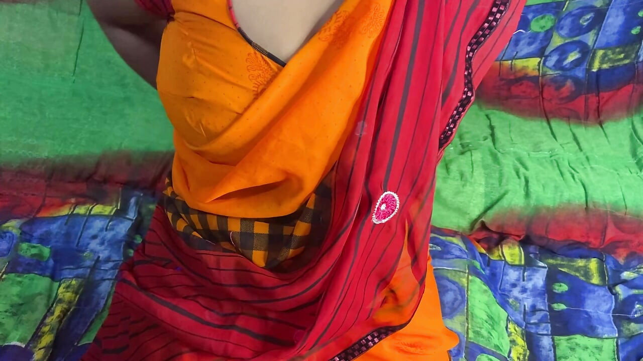 Üvey anne seksi desi Hintçe seslendirmenin tadını çıkardı