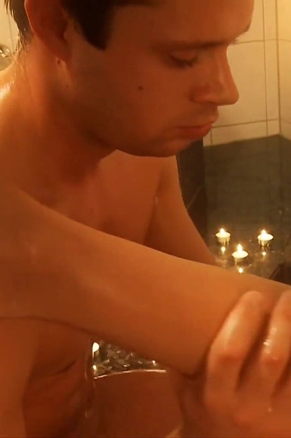 إيروس إكزوتيكا HD: الحب الأول: الجزء 16