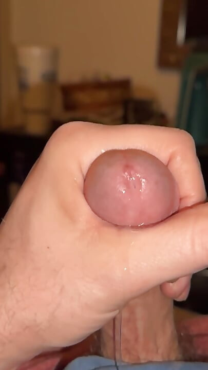 Cum flow in slow mo