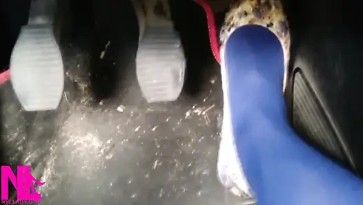 Çiçekli bale dairelerinde hızlı sürüş