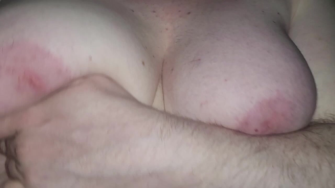 Shaking my tits