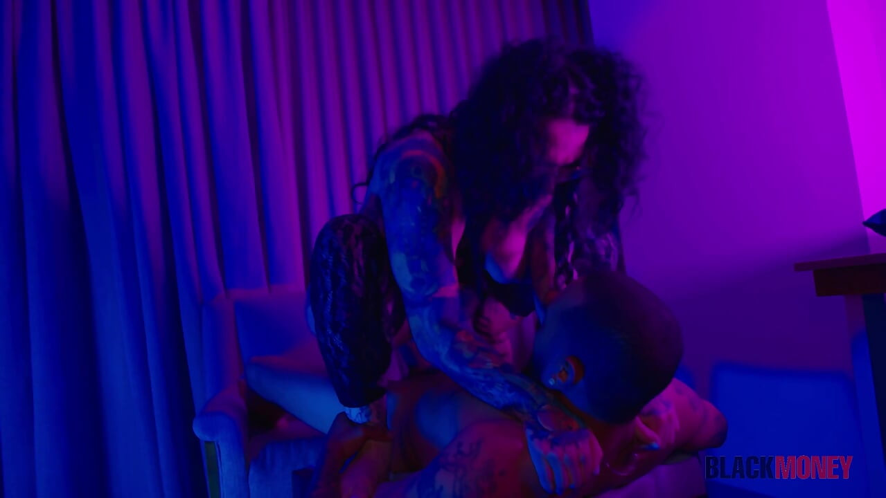Freaky Big Tits Latina Gets Dick Down by Macana Man