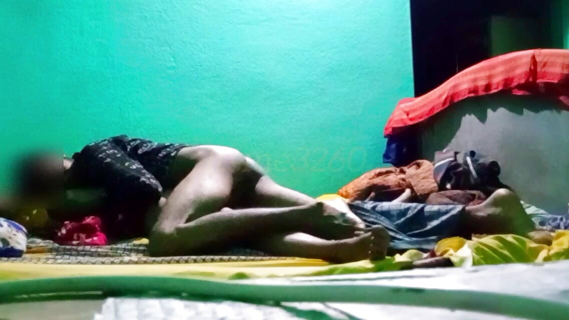 Bhabhi ki mast chudai gharme ghuske hard chudai
