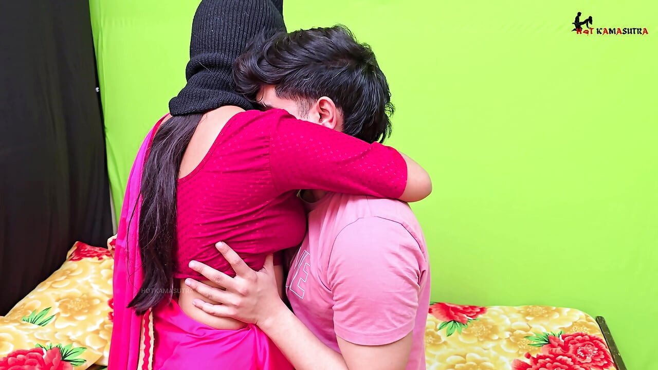 DESI HARD FUCKING CUM INSIDE THE PUSSY