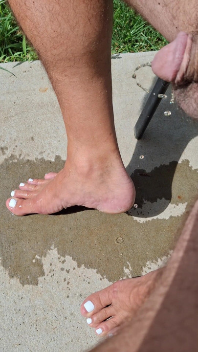 Peeing on my own painted toes