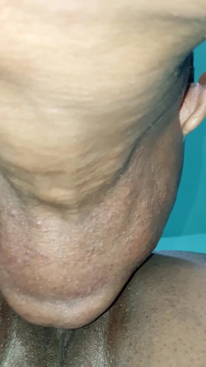 Unvergesslicher moment von "Mein cuckold hilft dem esser, mich zu ficken"
