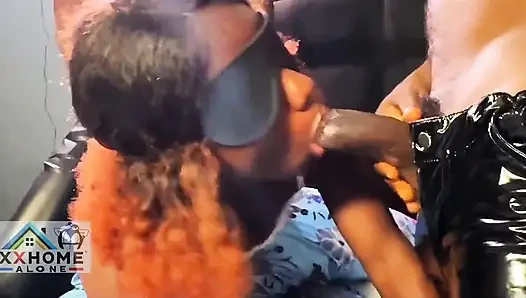 18 yaşındaki minyon genç kızın sıkı amına gangster grup seks