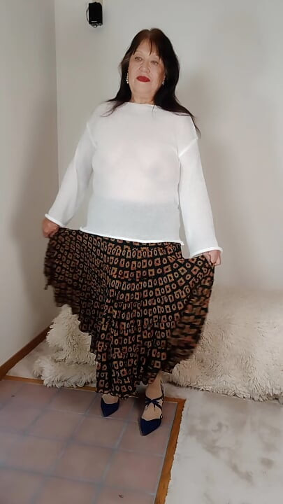 Sharing Live O.f. Video. This Time It Was More Difficult Inserting My Dildo in My Butthole.