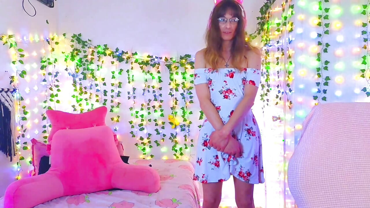 Slatka princeza treba tvoje mlijeko u meni