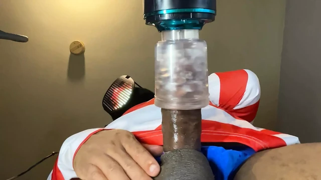 Automasturbator Milks Out A Moaning Cumshot From Masked Man