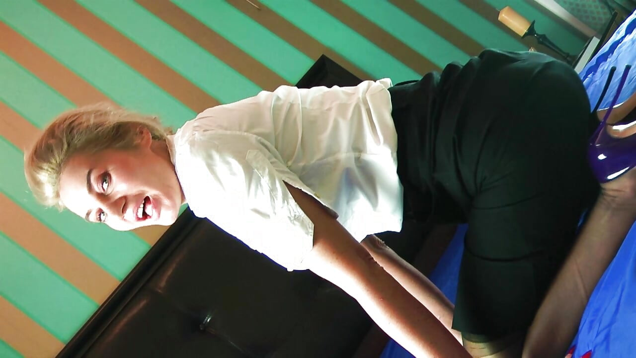 Too hot Stepmom issue